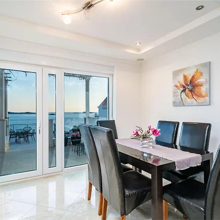 بيت ضيافة Sandito مْليني