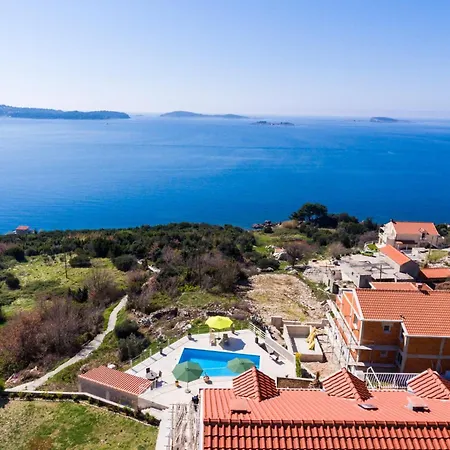 Sandito بيت ضيافة