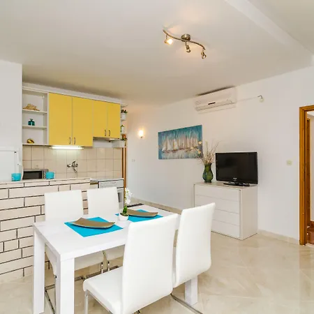 بيت ضيافة Sandito مْليني