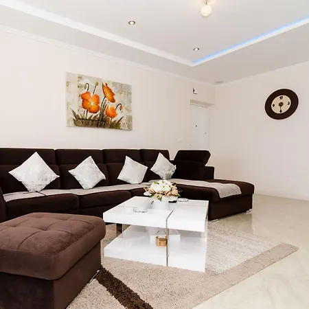 بيت ضيافة Sandito مْليني